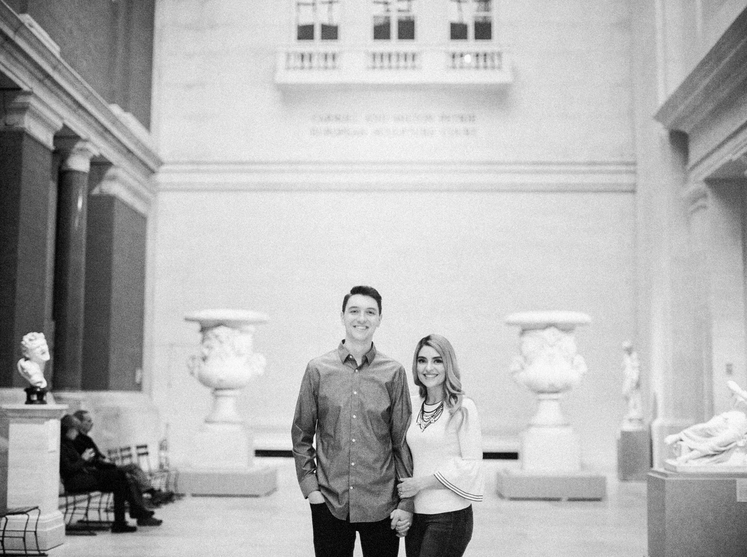 New York engagement session Metropolitan Museum